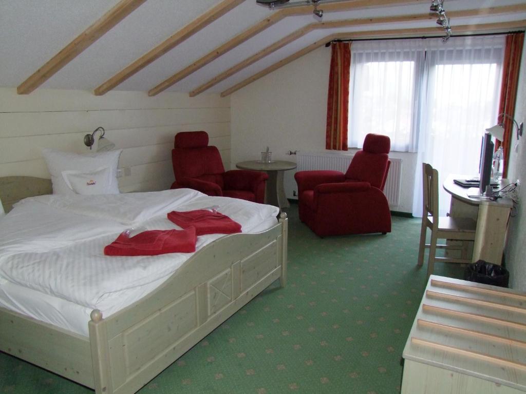 אוברשטאופן Hubertushof Hotel Garni חדר תמונה