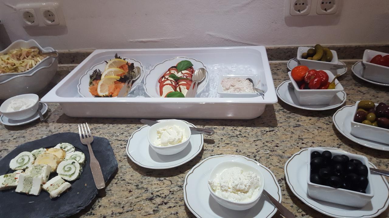 אוברשטאופן Hubertushof Hotel Garni מראה חיצוני תמונה